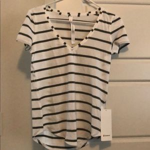 NWT Lululemon Love Tee V